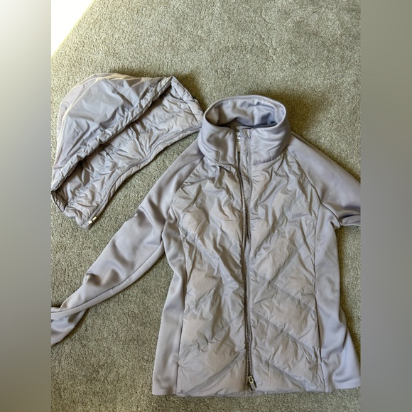 Athleta Inlet Jacket, Tinsel Purple, Medium - Picture 5 of 13